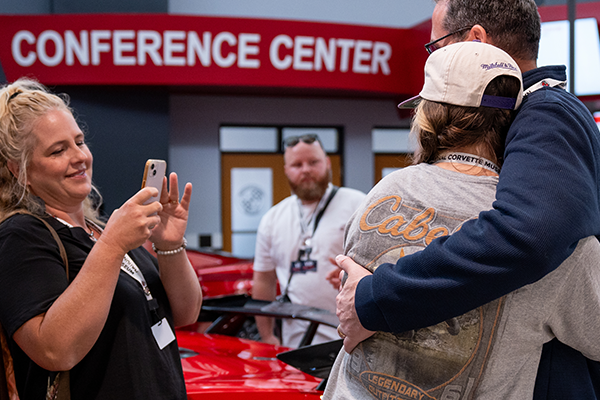 Museum Delivery-R8C Junior-Family-Corvette-Mom
