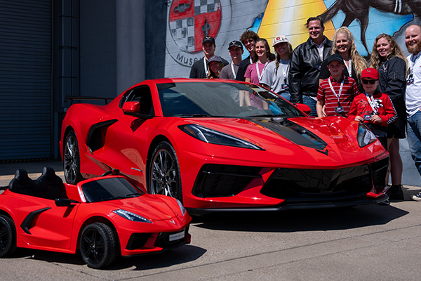 Museum Delivery-R8C Junior-Family-Corvette-Mural