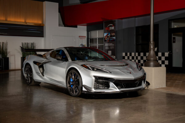 National Corvette museum-r8c delivery-2026 Corvette ZR1X-Blade Silver Metallic-Coupe National Corvette museum-r8c delivery-2026 Corvette ZR1X-Blade Silver Metallic-Coupe
