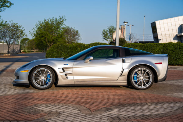 National Corvette Museum-2012-Corvette-ZR1-Sweepstakes-Side